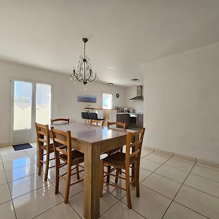 Lumineuse Pour 6, Proche Et Commerces - Fr-1-476-26 La Faute-sur-Mer