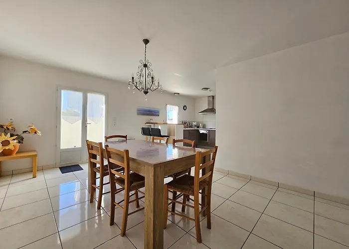 Lumineuse Pour 6, Proche Et Commerces - Fr-1-476-26 La Faute-sur-Mer